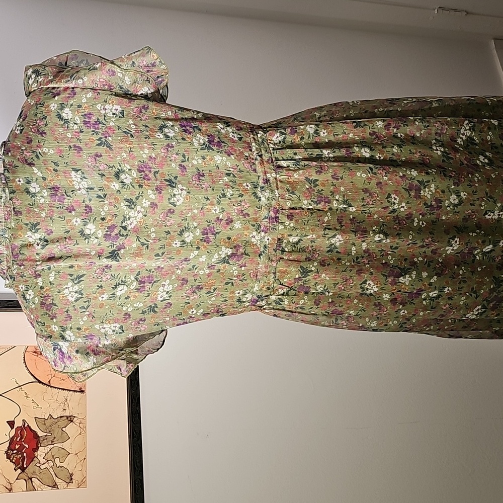 Frock, Flowing, Delicate Floral Green Dress. Size Meduim‎ By PINCH. - Picture 6 of 7